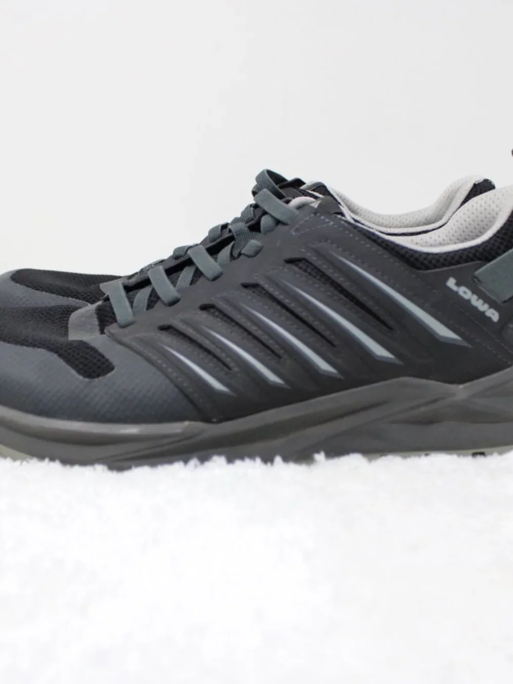 Lowa Vento Shoes Mens 10 Gray Caual Trail Lightweight Hiking Stretch Laces